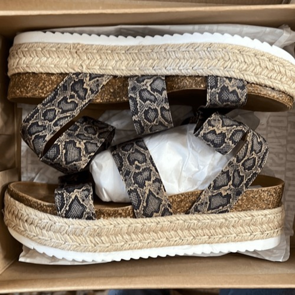 STEVE MADDEN Women's Kimmie Wedge‎ Sandal Blu Snake Size 8 Cork Platform NEW